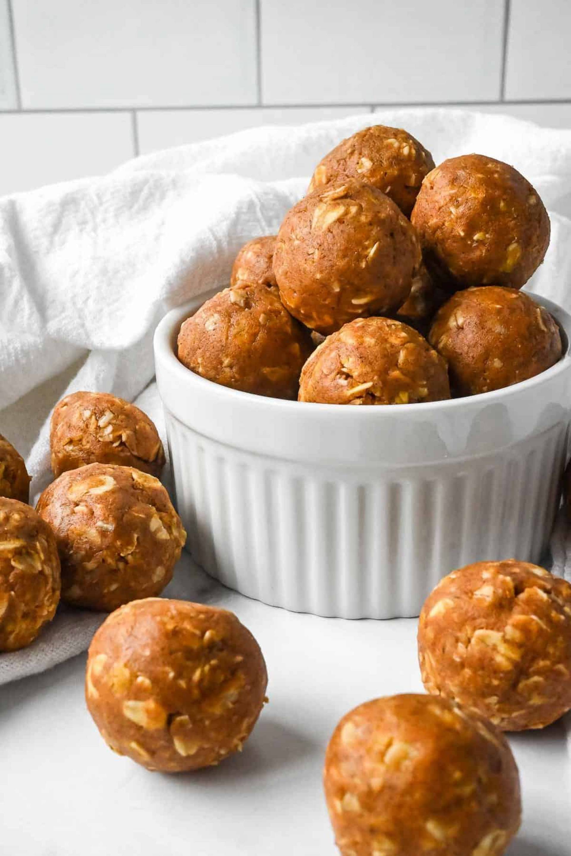 Pumpkin Spice Protein Bites
